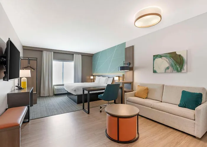 Comfort Suites Richmond East